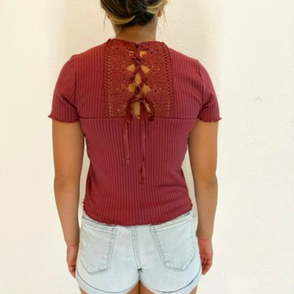 Dark dusty rose ribbed knit T-shirt
